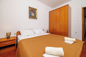 Apartments Mirela