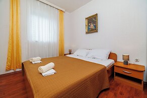 Apartments Mirela