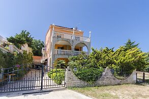 Apartments Drago