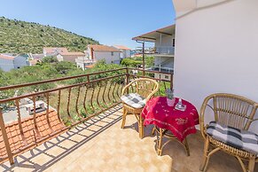 Apartments Ivat