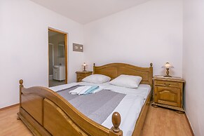 Apartments Ivat