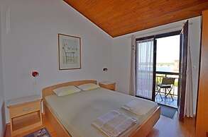 Apartments and Rooms Viktorija