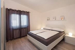 Apartments Marina