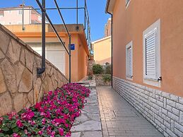 Apartments Marina