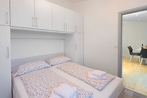 Apartments Marina