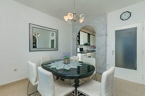 Apartment Marijana
