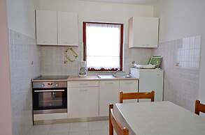 Apartment Ljiljana