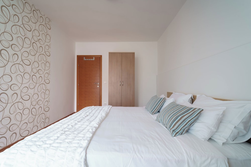 Apartments Valbruna