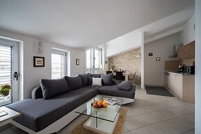Apartments Valbruna
