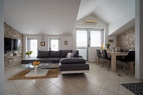 Apartments Valbruna