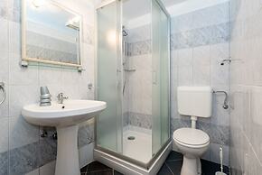 Apartments Mandica