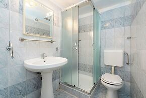 Apartments Mandica
