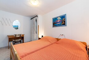 Apartments Mandica
