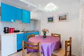 Apartments Mandica