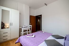 Room Anton
