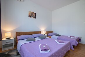 Room Anton