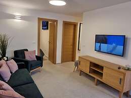Apartments Cerin