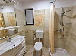 Apartments Cerin