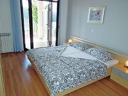 Apartments Elide