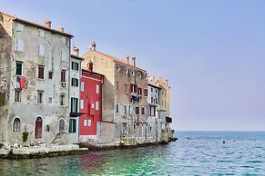 Apartments Elda