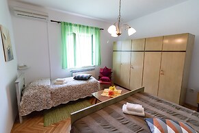 Apartments Bogetic