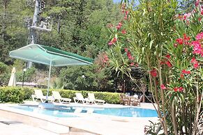 Heaven Garden Boutique Bungalow