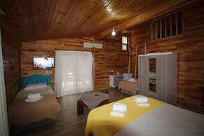 Heaven Garden Boutique Bungalow