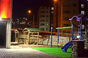 Ozgurcan Apart