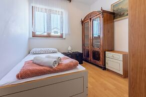 Apartment Vazmica
