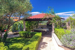 Apartments Miljenko