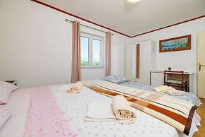 Apartment Stojna