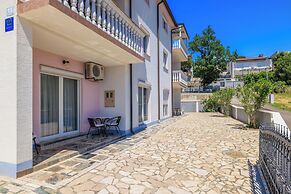Apartments Maravera