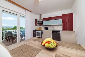 Apartments Maravera