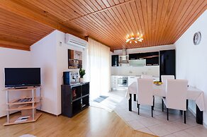 Apartments Maravera