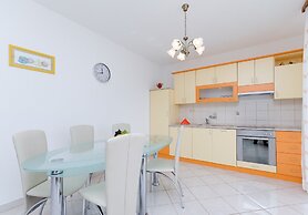 Apartments Maravera