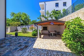 Apartments Maravera