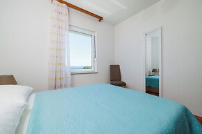Apartments Maravera