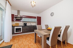 Apartments Maravera