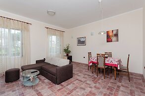 Apartment Aleksandra