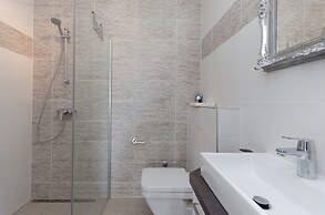 Apartments Residence Romance