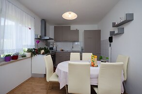 Apartment Milja