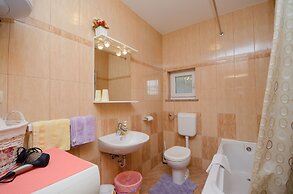 Apartments Mirjana
