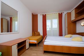 Apartments Mirjana