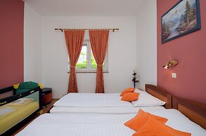 Apartments Mirjana