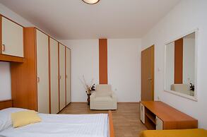 Apartments Mirjana