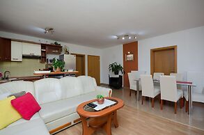 Apartments Mirjana
