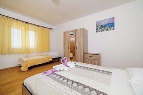 Apartment Bigterrace
