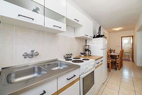 Apartment Bigterrace