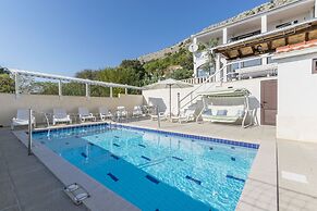 Villa Leo