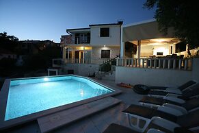 Villa Damjan